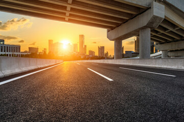 48岁如何配置保险？